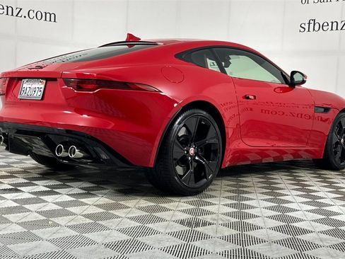 Used 2022 Jaguar F-TYPE Coupe image 4