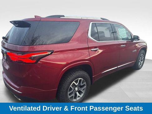 Used 2023 Chevrolet Traverse High Country image 11