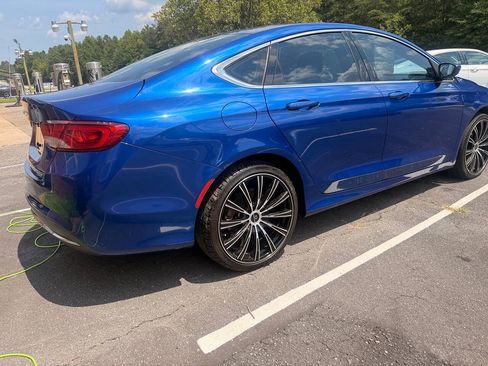 Used 2015 Chrysler 200 Limited FWD image 8