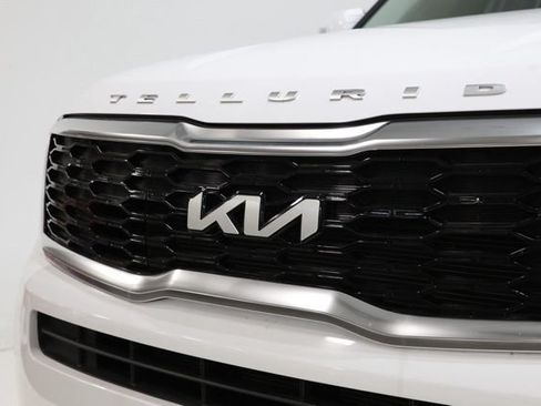 Used 2022 Kia Telluride S AWD/4WD image 12