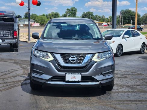 Used 2017 Nissan Rogue S AWD/4WD image 4