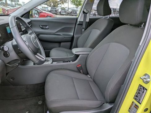 Certified 2025 Hyundai Kona SEL FWD image 21