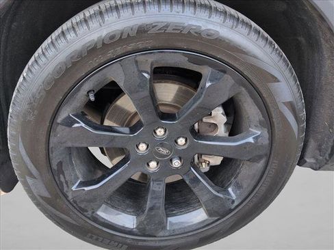 Used 2024 Ford Explorer ST-Line w/ Class IV Trailer Tow Package image 27