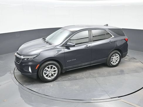 Used 2022 Chevrolet Equinox LT FWD image 17
