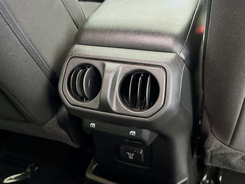 Used 2023 Jeep Wrangler Unlimited w/ Sun & Screen Package AWD/4WD image 16