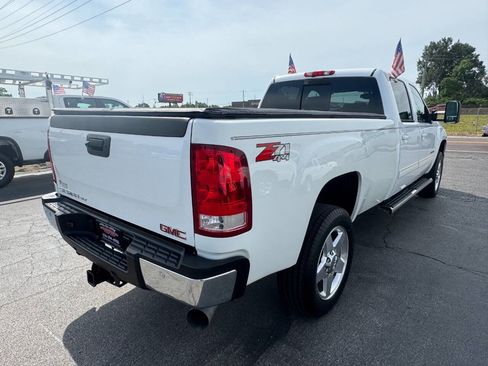 Used 2014 GMC Sierra 2500 SLT w/ SLT Convenience Package AWD/4WD image 6