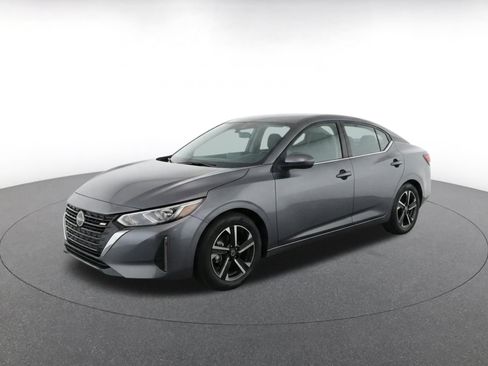 Used 2025 Nissan Sentra SV FWD image 3