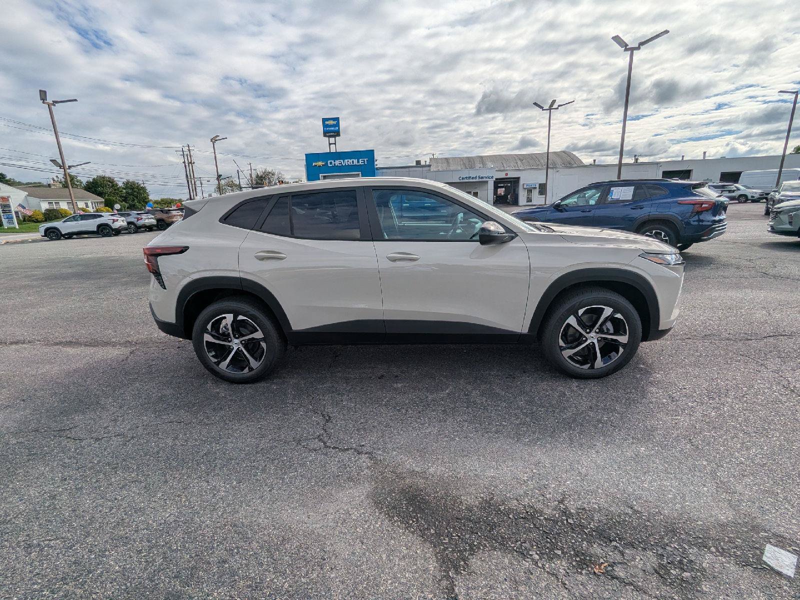 New 2026 Chevrolet Trax RS w/ Driver Confidence Package FWD image 32