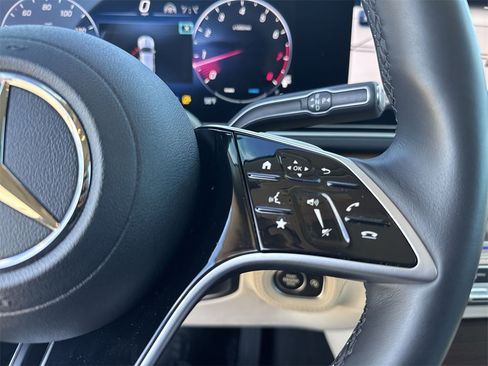 Used 2024 Mercedes-Benz GLE 580 4MATIC image 18