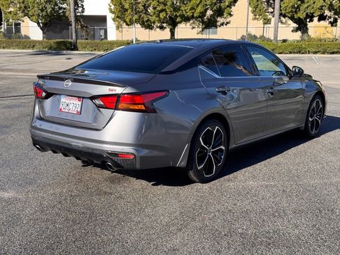 Certified 2023 Nissan Altima 2.5 SR image 8