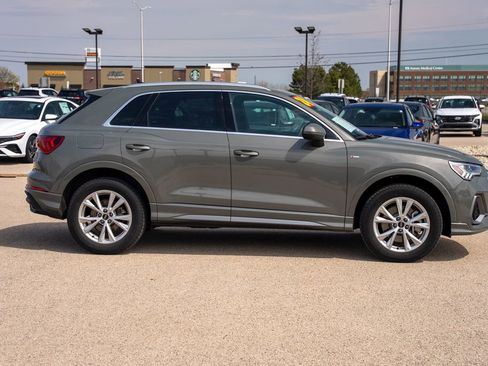 Used 2024 Audi Q3 2.0T Premium image 8