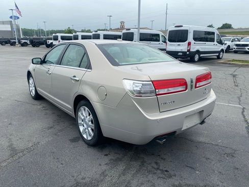 Used 2010 Lincoln MKZ FWD image 5
