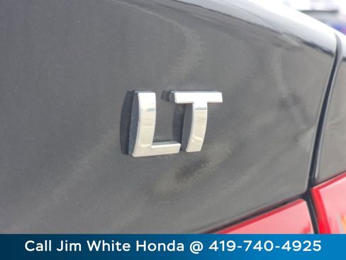 Used 2016 Chevrolet Malibu LT image 10