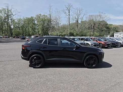 Certified 2026 Chevrolet Trax ACTIV FWD image 8