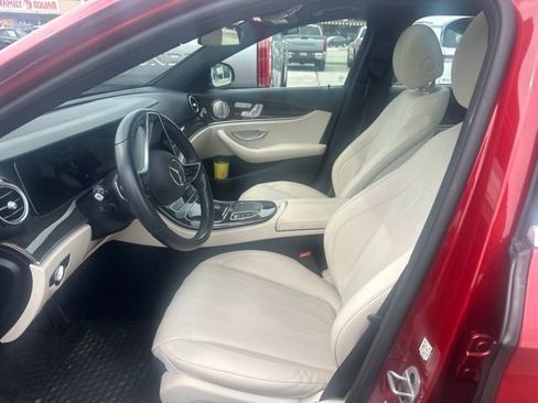 Used 2021 Mercedes-Benz E 350 4MATIC Sedan image 5