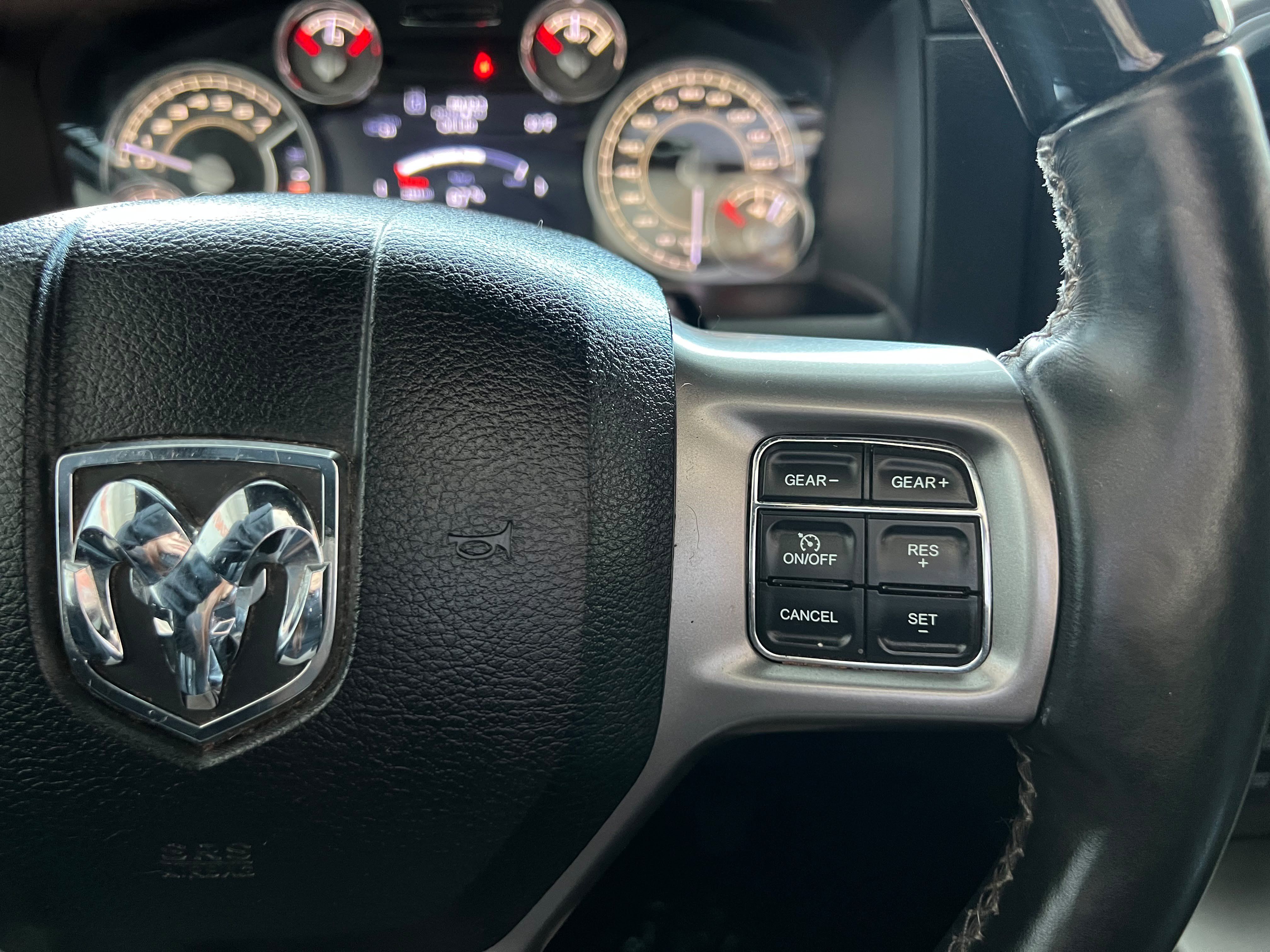 Used 2016 RAM 1500 Limited AWD/4WD image 19