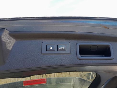 Used 2019 Subaru Forester Limited AWD/4WD image 34