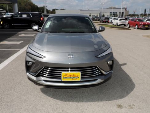 New 2026 Buick Envista Preferred w/ Convenience I Package image 2