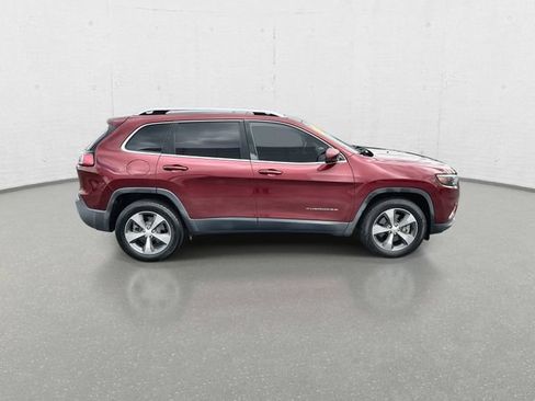 Used 2019 Jeep Cherokee Limited AWD/4WD image 32