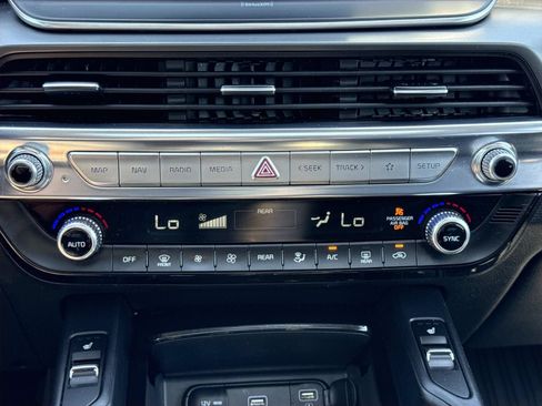 Used 2022 Kia Telluride S AWD/4WD image 20