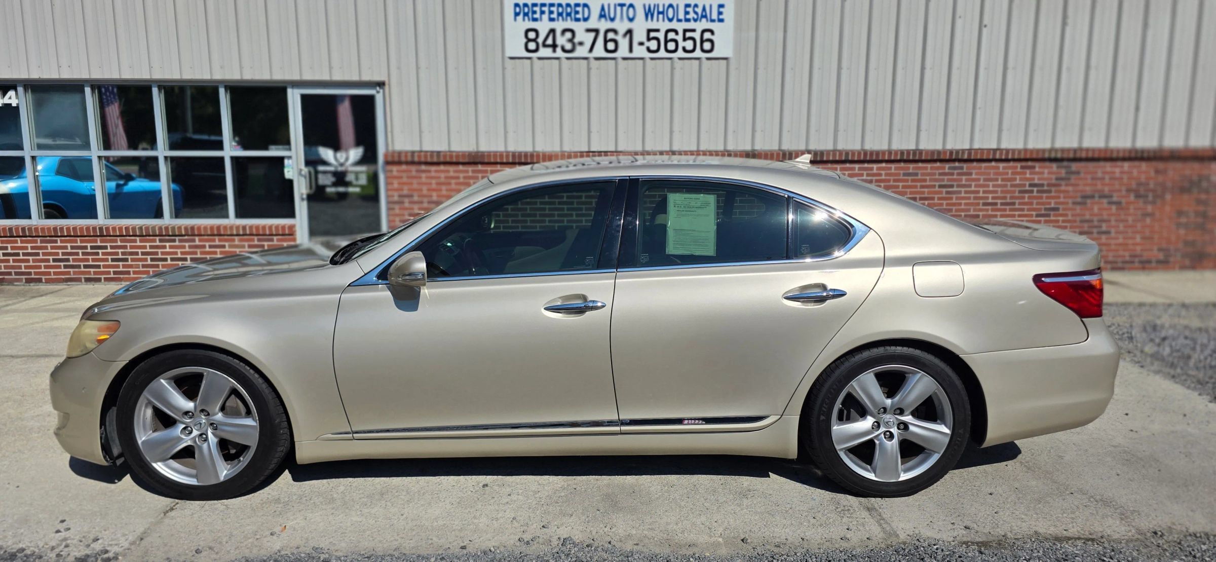 Used 2011 Lexus LS 460 w/ Luxury Value Edition RWD image 3