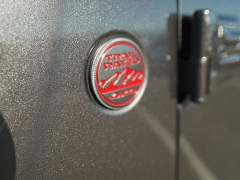 Used 2021 Jeep Wrangler Unlimited Rubicon image 36