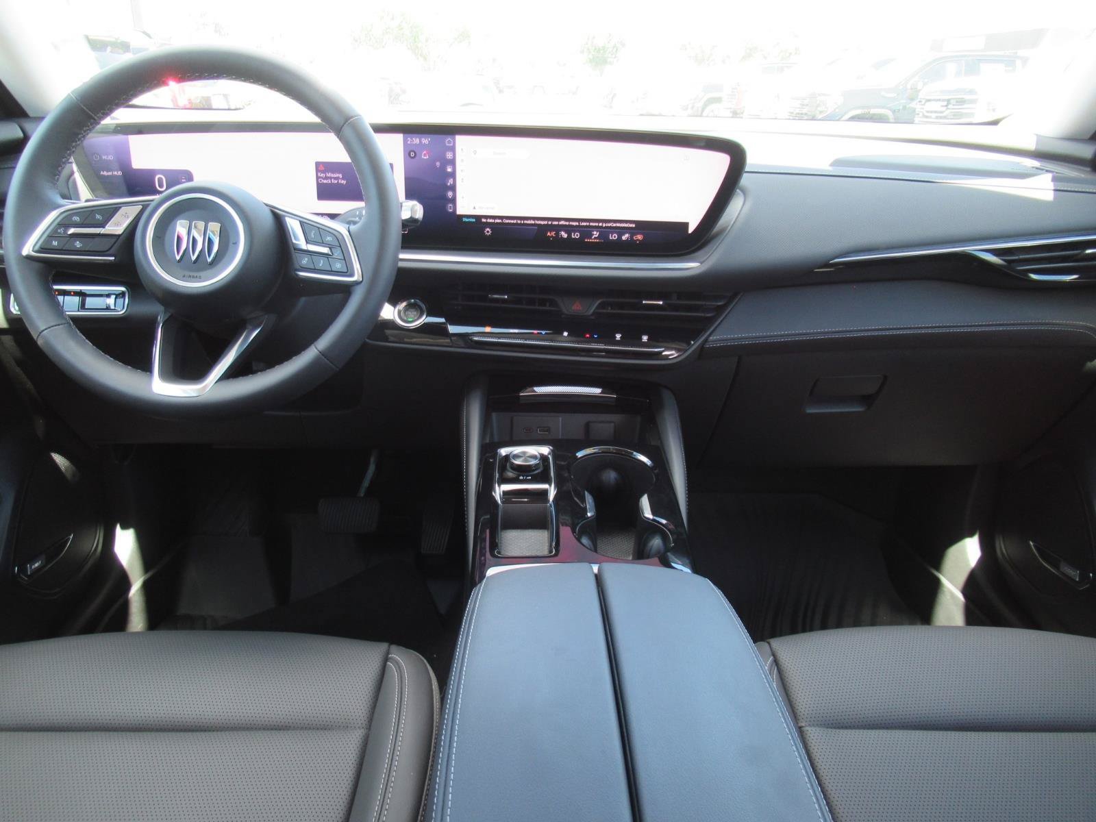Used 2025 Buick Envision Preferred AWD/4WD image 12