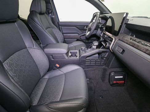 New 2026 Toyota Tacoma Limited AWD/4WD image 13