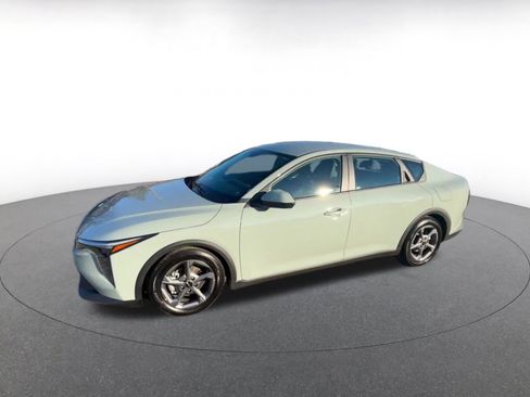 Used 2025 Kia K4 LXS image 8