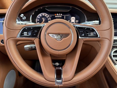 Used 2020 Bentley Continental GT image 24