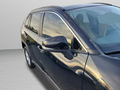 Used 2019 Toyota RAV4 XLE image 23