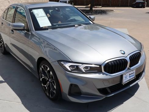 Used 2026 BMW 330i Sedan w/ Premium Package RWD image 3