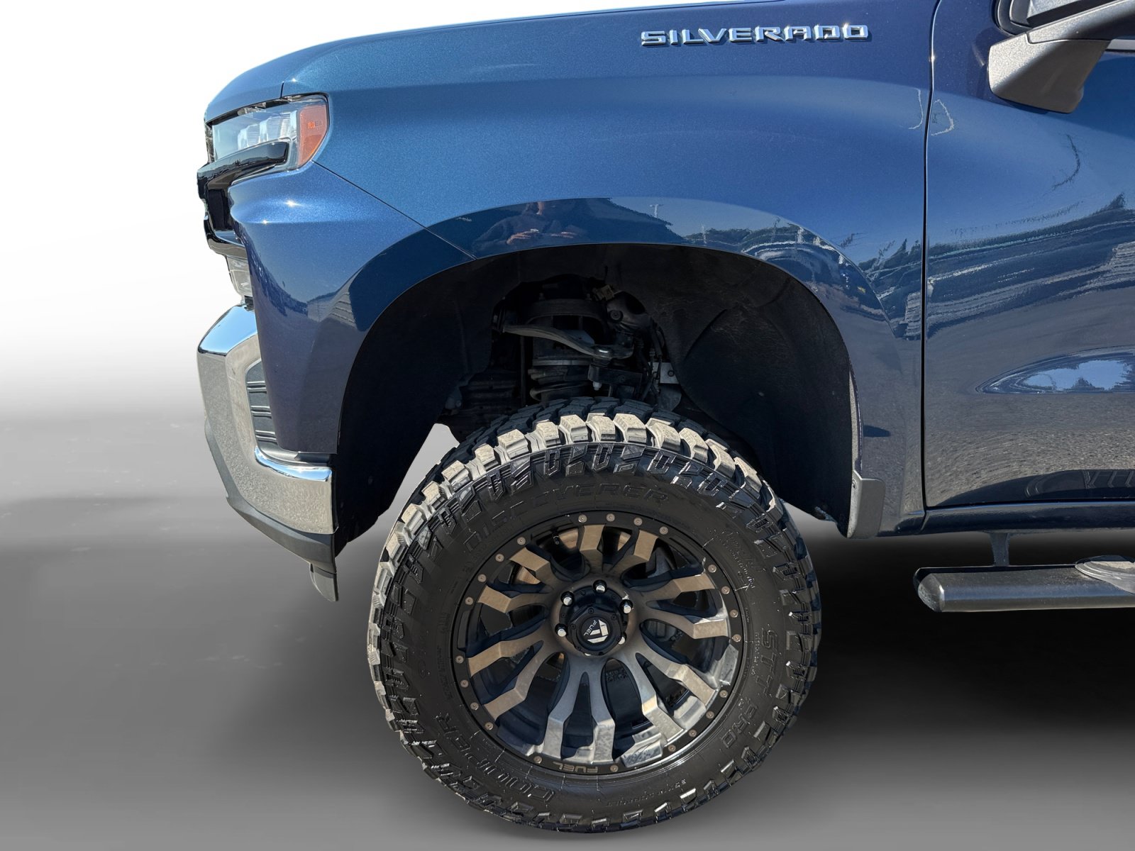 Used 2019 Chevrolet Silverado 1500 LT w/ All-Star Edition AWD/4WD image 9