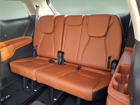 Used 2024 Kia Carnival SX FWD image 14
