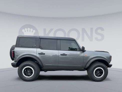 New 2025 Ford Bronco Badlands w/ Sasquatch Package AWD/4WD image 12