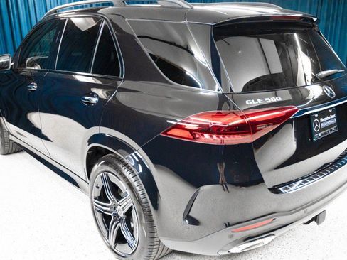 New 2026 Mercedes-Benz GLE 580 4MATIC image 7