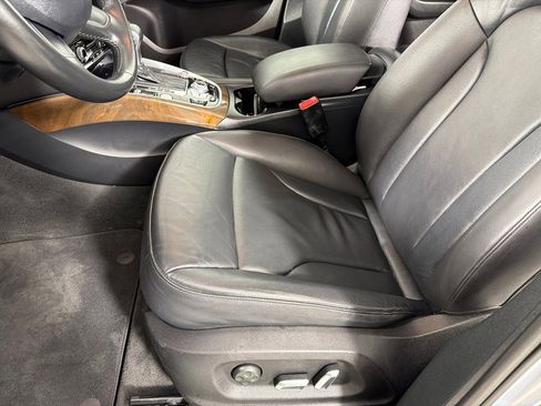Used 2016 Audi Q5 2.0T Premium Plus w/ Technology Package image 11