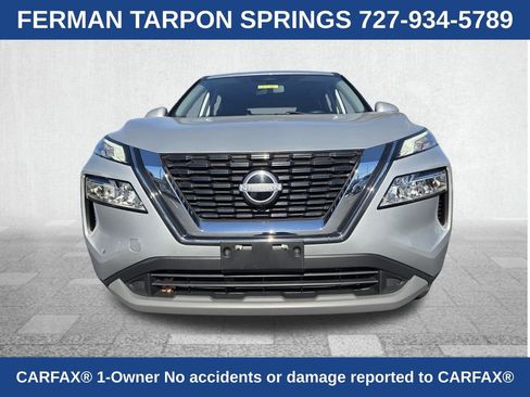 Used 2023 Nissan Rogue SV image 2