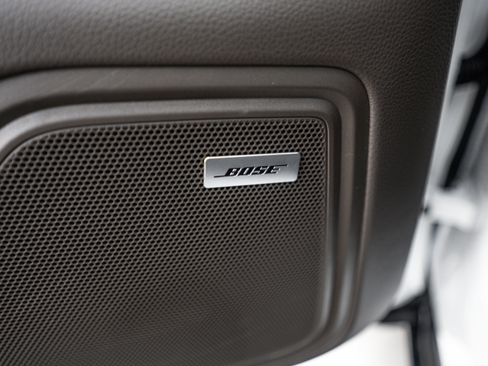 New 2026 Porsche Macan AWD/4WD image 19