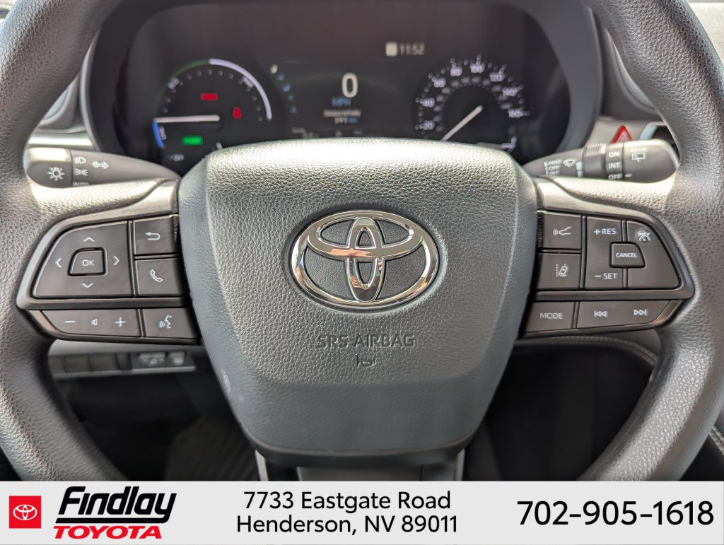 Certified 2025 Toyota Sienna LE AWD/4WD image 21