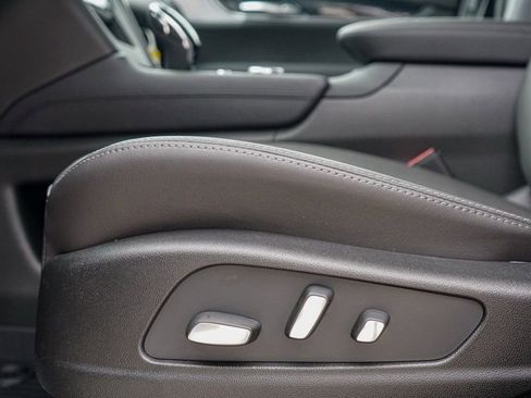 New 2026 Cadillac XT5 Premium Luxury w/ Driver Assist Package FWD image 19