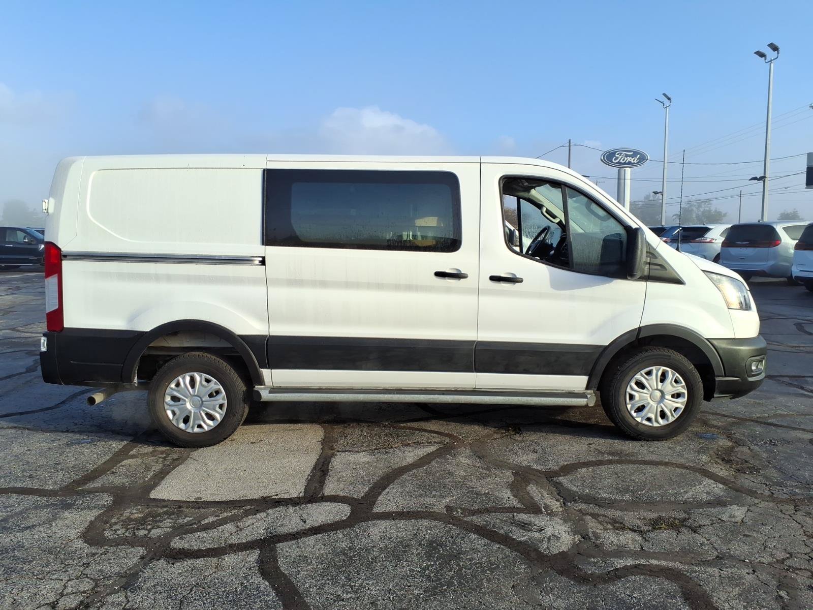 Used 2025 Ford Transit 250 Low Roof w/ Exterior Upgrade Package RWD image 2