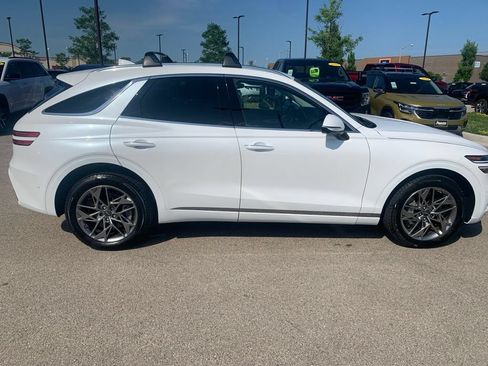 Used 2023 Genesis GV70 2.5T w/ Advanced Package AWD/4WD image 7