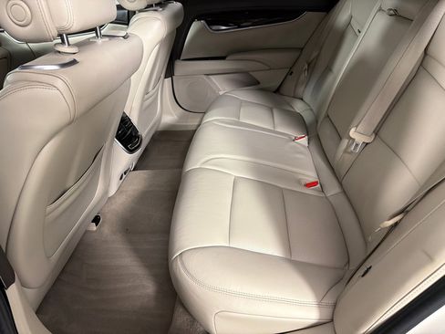 Used 2013 Cadillac XTS Premium FWD image 16