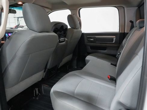 Used 2018 RAM 2500 SLT AWD/4WD image 24
