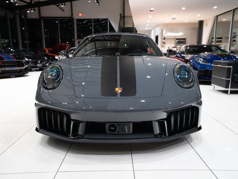 Used 2026 Porsche 911 Carrera 4 GTS AWD/4WD image 40