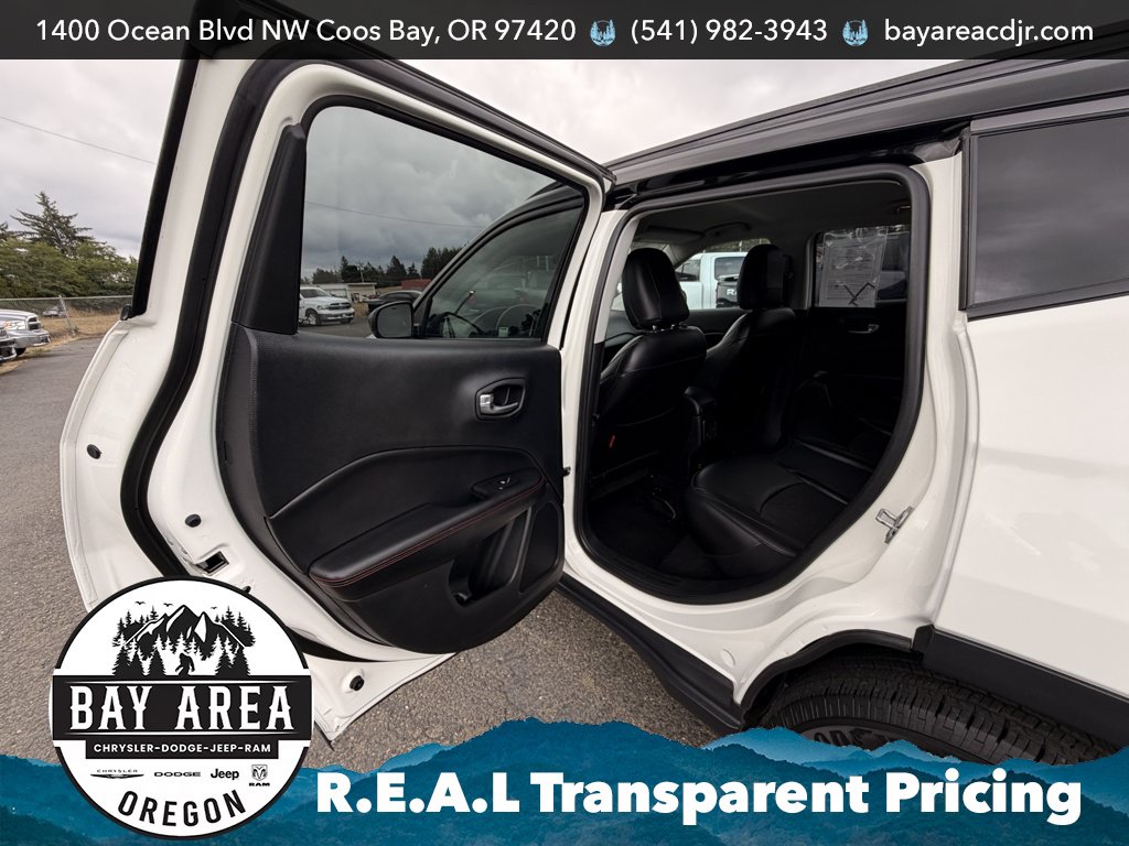 Used 2019 Jeep Compass Trailhawk AWD/4WD image 22