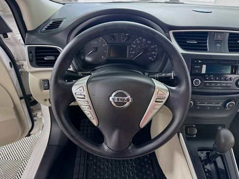 Used 2017 Nissan Sentra S image 12