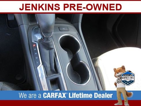 Used 2024 Chevrolet Equinox LT FWD image 28