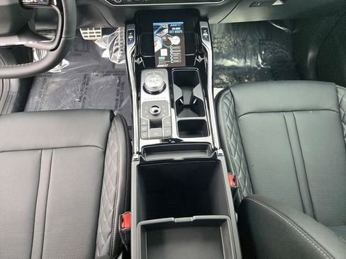 New 2026 Kia Sorento SX Prestige image 26